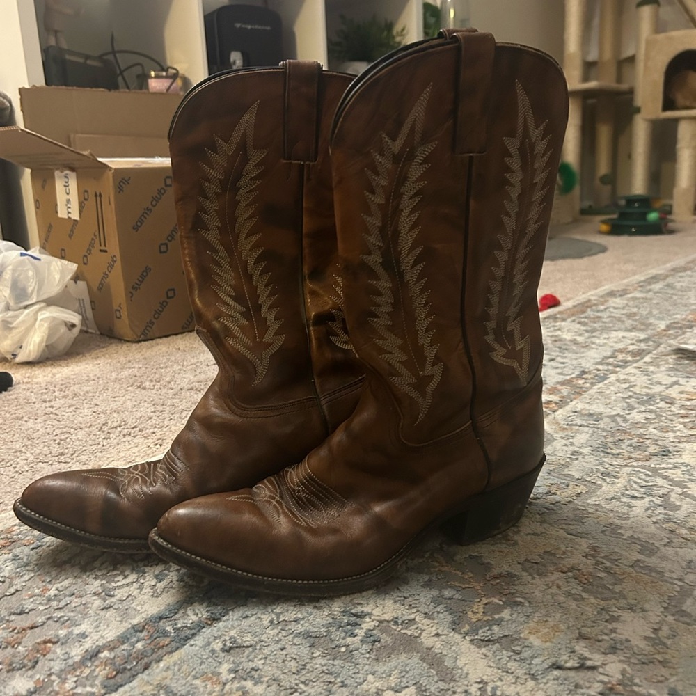 Leather cowboy boots